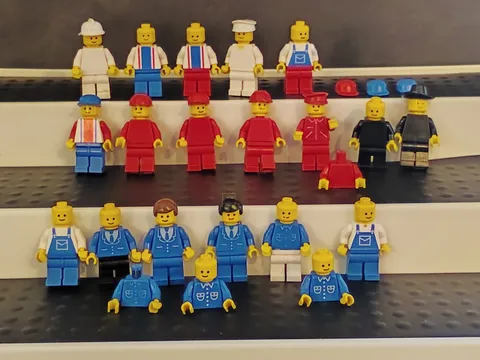 Vintage Lot of 18 LEGO City Minifigures With Extra Tops And Hats Mail Suit