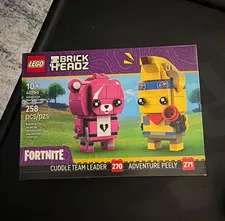 LEGO BrickHeadz Fortnite Adventure Peely & Cuddle Team Leader 40760 sealed