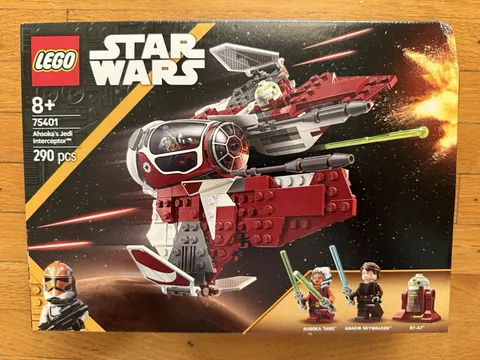 LEGO Star Wars: Ahsoka's Jedi Interceptor (75401)