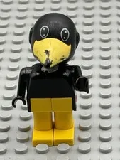 Vintage LEGO Fabuland /Penguin Minifigure