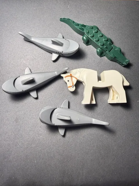 LEGO Animal Lot Shark White Horse Alligator