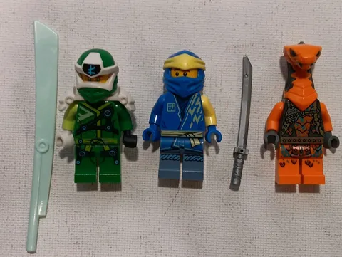 LEGO Minifigure Ninjago Lot (3) With Weapons 
