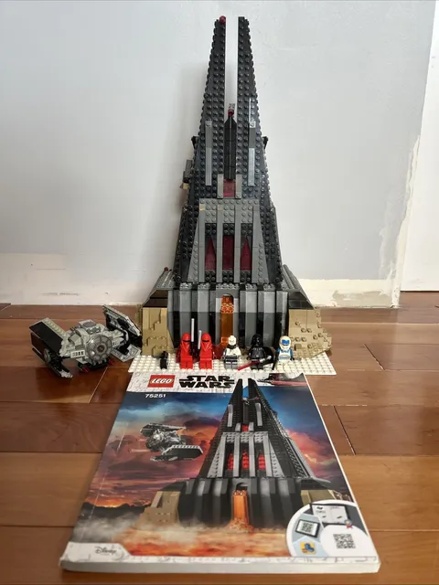 LEGO Star Wars: Darth Vader's Castle (75251) Complete Set W/ Instructions No Box