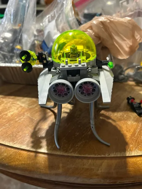 LEGO Brainiac Attack