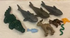 9 LEGO Minifigure Animal Figures Sharks, Alligator, Reindeer,Dog,Crab,Fish,Snake