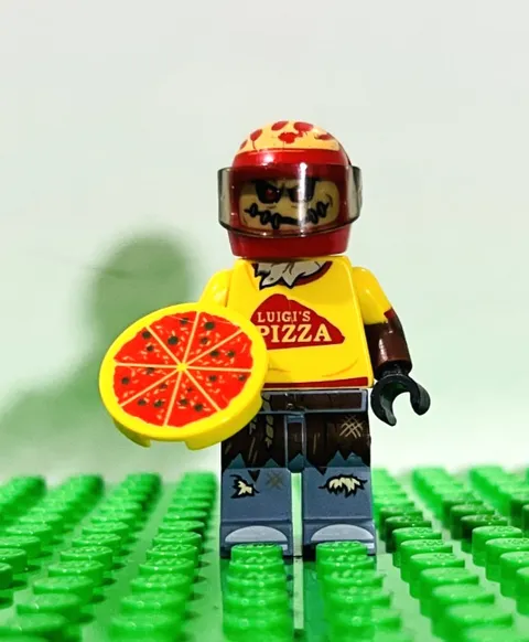 LEGO Scarecrow Pizza Delivery DC Super Heroes Minifigure 70910