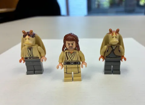 LEGO Star Wars Minifigure Lot Jar Jar Binks, Qui-Gon Jinn, Gungan Warrior 75080