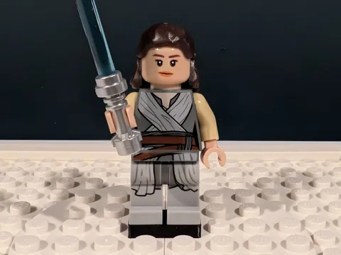 LEGO Star Wars Rey Minifigure sw0866 75189 75216 Last Jedi Tied Robe Used