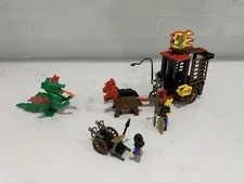 LEGO Castle Dragon Wagon (6056) and Crossbow Cart polybag (1712) - Complete Set