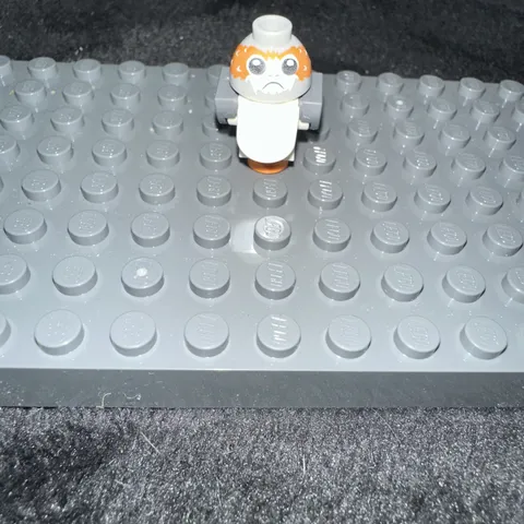 LEGO Star Wars Porg Creature Animal Gray Minifigure porg03 From 75230 Set PG33