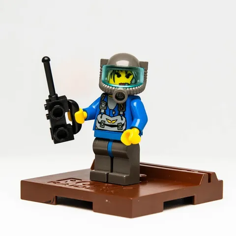 LEGO Rock Raiders Minifigure w/ Stand -Jet Light Blue Visor 3349 (rck009) Heroes
