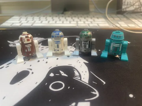 LEGO Star Wars Astromech Droid Minifigures Lot Of 4