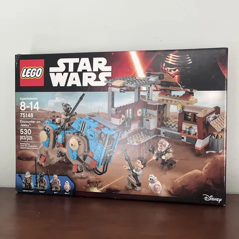 LEGO Star Wars: Encounter on Jakku (75148)