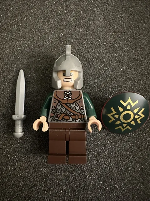 LEGO Rohan Soldier (Rohan Shield) Minifigure - LOTR - Two Towers - New