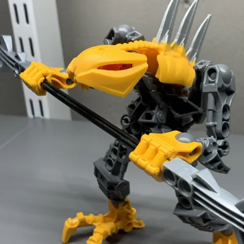 LEGO BIONICLE: Stars - Rahkshi (7138) 100% Complete W/ Gold Piece