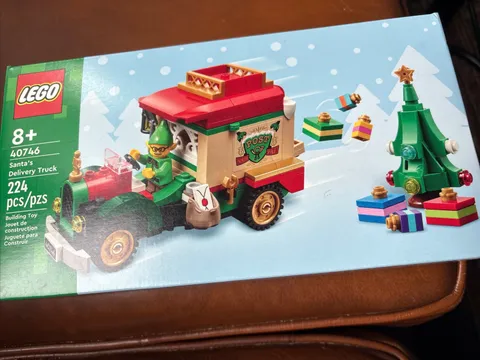 LEGO Seasonal Santa’s Delivery Truck 40746 Complete Used