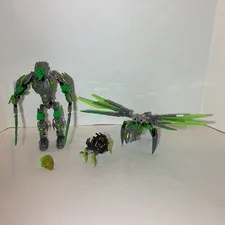 LEGO Bionicle Lewa Uniter of Jungle 71305 with Uxar Creature of Jungle 71300