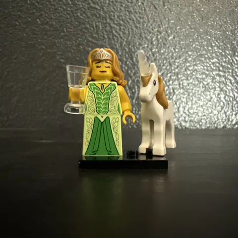 Lego Minifigure - Series 29 - Unicorn Elf Princess with Unicorn