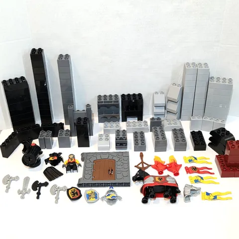 LEGO DUPLO Castle Parts Lot 132pc Horse Flags Weapons Bricks Knight Accessories
