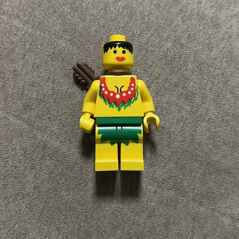 LEGO Minifigure Pirates Islander Female Quiver Missing Headgear