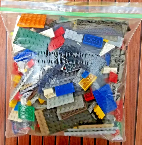 2 LBS LEGO Genuine Bulk Lot  No Minifigs Bricks & Plates Only Mixed Colors Sizes