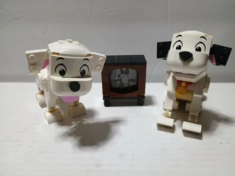 LEGO 43271 Disney Lucky + Penny 101 Dalmatians Puppies Lightly Used - Complete