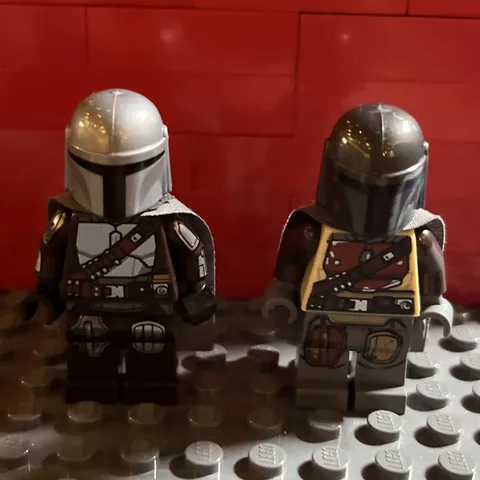 Lego Star Wars The Mandolorian Old AND New Minifigure