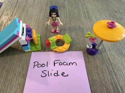 LEGO FRIENDS Set #30401 "Pool Foam Slide" - Complete with Instructions