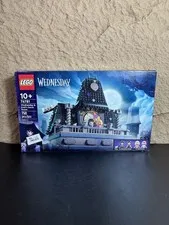 LEGO Wednesday 76781 Wednesday & Enid's Dorm Room 750 Pieces 10+ 5 Minifigures