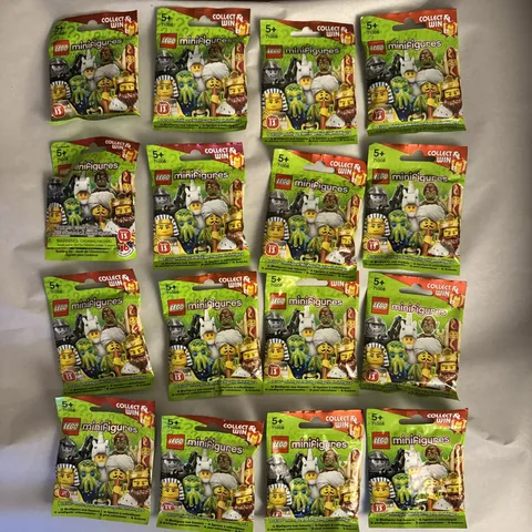 LEGO 71008 Series 13 Minifigures. Complete Set of 16 Sealed Packs. New.