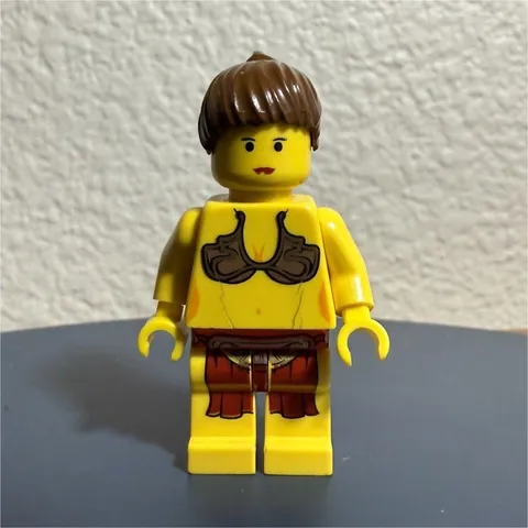 LEGO Star Wars Princess Leia Minifigure sw0070