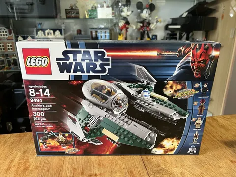 New Sealed LEGO Star Wars 9494 Anakin's Jedi Interceptor Nute Gunray Minifigure