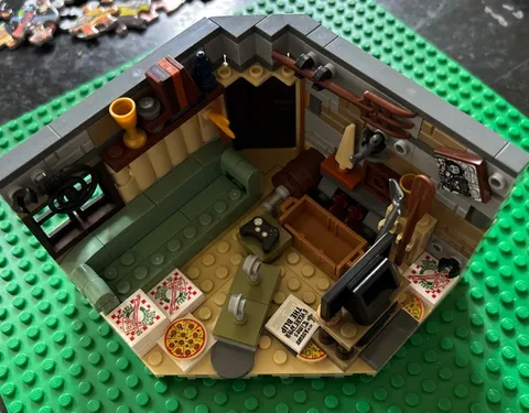 LEGO Super Heroes: Bro Thor's New Asgard 76200 man cave No Minifigures! As Shown
