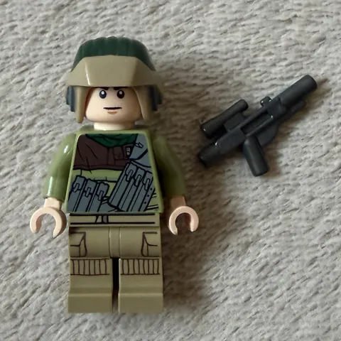 LEGO x Star Wars: Rebel Trooper - Corporal Eskro Casrich (SW0792 / 75155)