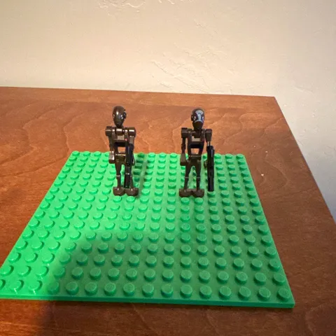 LEGO Star Wars Battle Droid Minifigures Lot (2) w/ Blasters, Armed