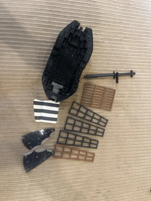 LEGO 6493 Time Cruisers Flybo - Boat Hull Parts/Incomplete - Vintage 1996 Lot
