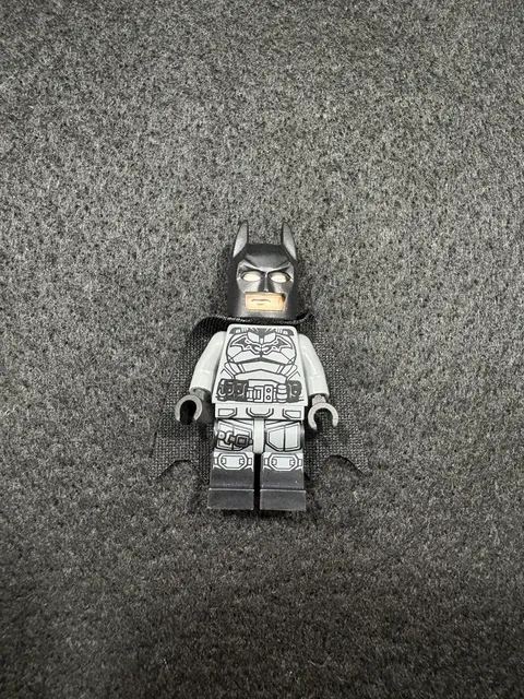 LEGO Batman Minifigure Gray & Black Suit, Black Cowl/Mask, Plastic Figure