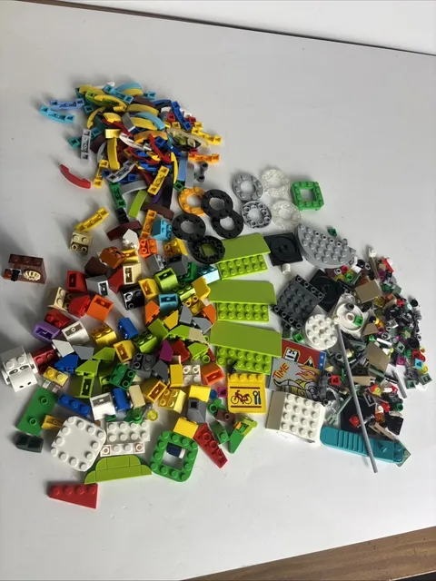 LEGO Pieces Mixed Lot Various Sizes & Colors