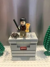 LEGO Harry Potter hp041 Open Shirt Torso Shrieking Shack Minifigure 4756 Extras