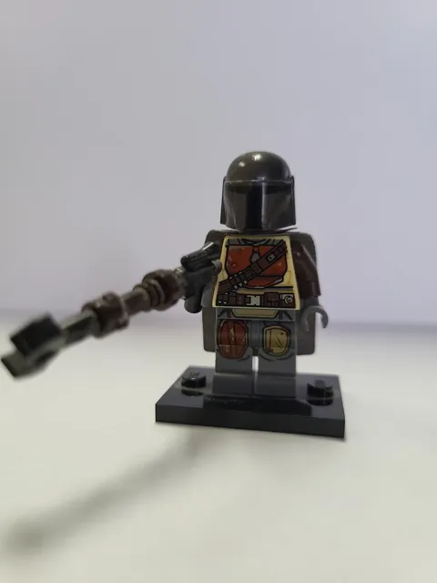 LEGO UCS Razor Crest Mandalorian Minifigure sw1242 Din Djarin Mando