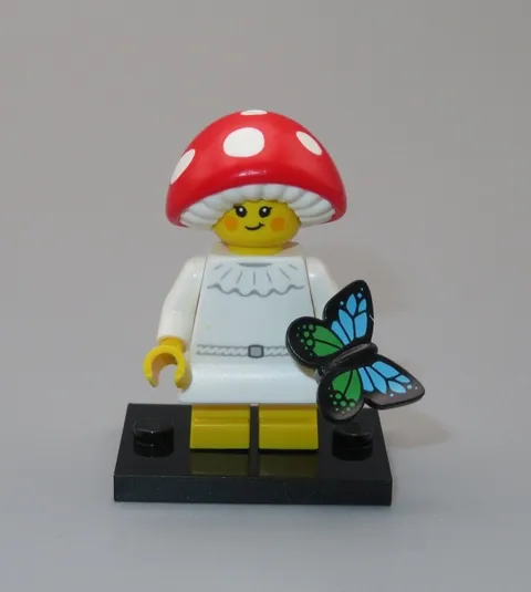 LEGO Series 25 Mushroom Sprite butterfly New taken out of package minifigure CMF