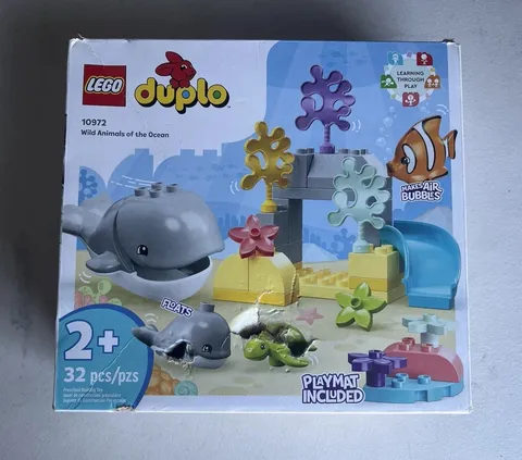 LEGO DUPLO Wild Animals Of The Ocean 32 Piece Set With Playmat In Original Box