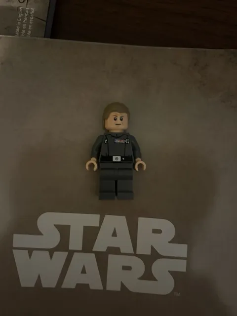 LEGO Admiral Conan Antonio Motti Minifigure 75419 Death Star sw1468 Star Wars