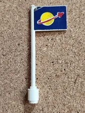 Vintage LEGO Classic Space Flag 6970 Beta Command Base
