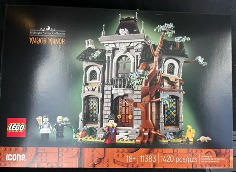 LEGO Icons: Mayor Manor 11383 IN HAND Ready To Ship IMMEDIATELY