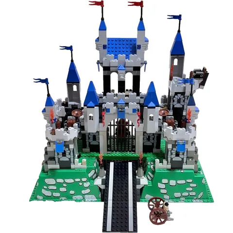 LEGO 10176 King's Castle Knights' Kingdom II 2006 Missing without Box