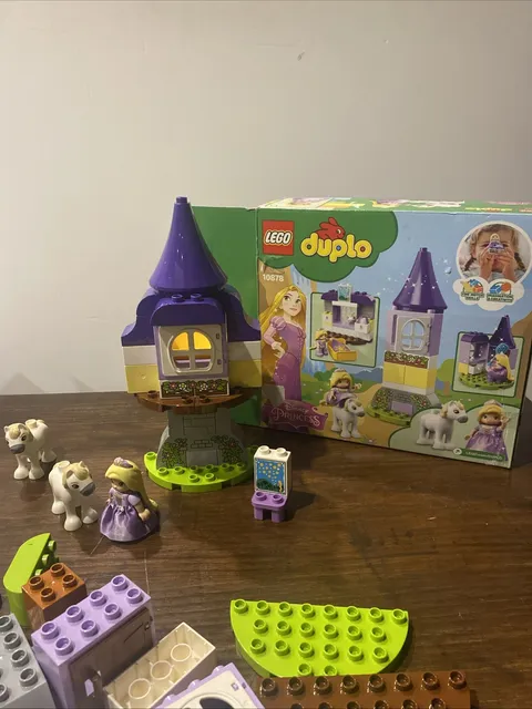 Lego DUPLO 10878 Rapunzel's Tower - 99.9 % complete - lots of additional lego