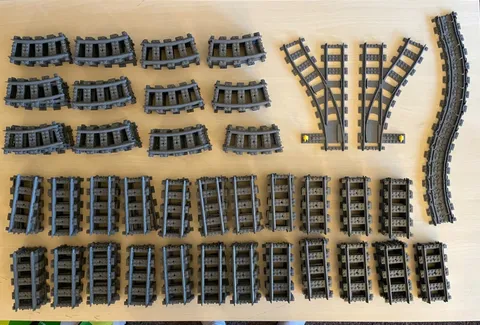 Big lot of 192 parts LEGO RC train track straight curved switch flexible