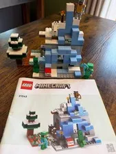 LEGO Minecraft: The Frozen Peaks (21243)