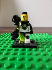 Lego minifigure series 26 (space) - Blacktron Mutant